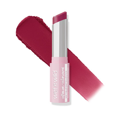WET N WILD Cloud Pout Soft Blur Matte Lipstick Homecoming Queen 3.15g